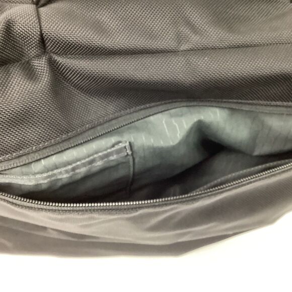 Tumi T-Tech Presido Lombard-Black Large Carry-On-Padded-No Shoulder Strap- 6754D - Picture 7 of 15